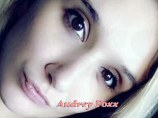 Audrey_Foxx