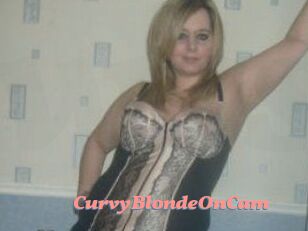 CurvyBlondeOnCam