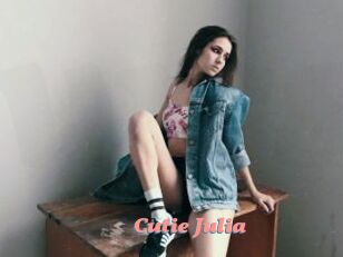 Cutie_Julia