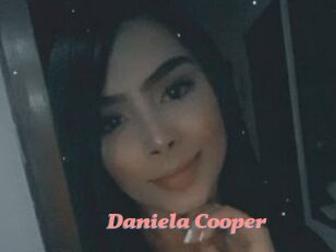 Daniela_Cooper