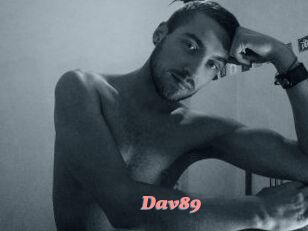 Dav89