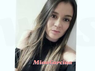 MiaaGarciaa