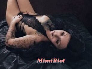 Mimi_Riot