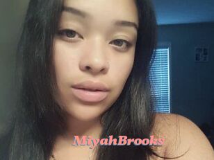 Miyah_Brooks