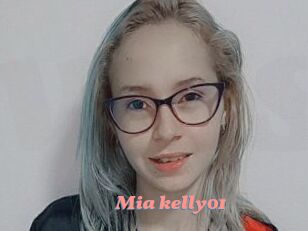 Mia_kelly01