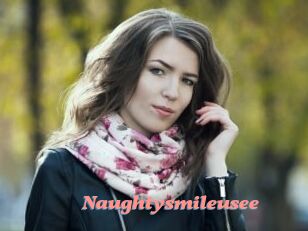 Naughtysmileusee