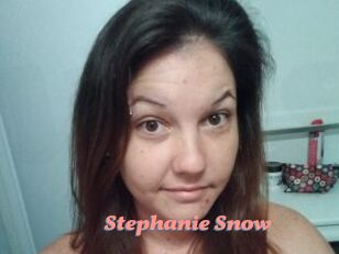 Stephanie_Snow