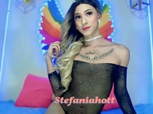 Stefaniahott